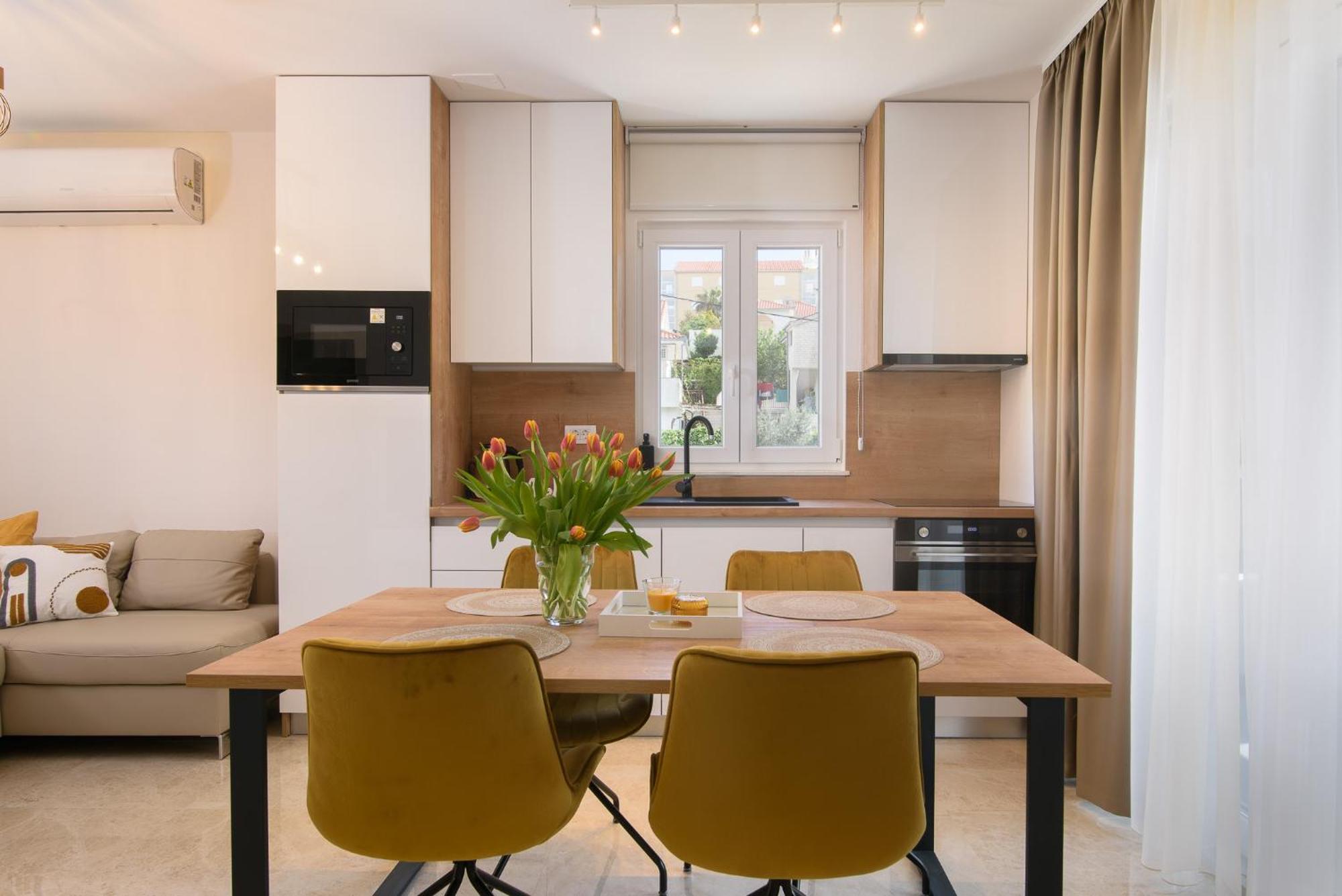 Villa Barbara & Zoran With Free Parking And Heated Swimming Pool Seget Vranjica Exteriör bild