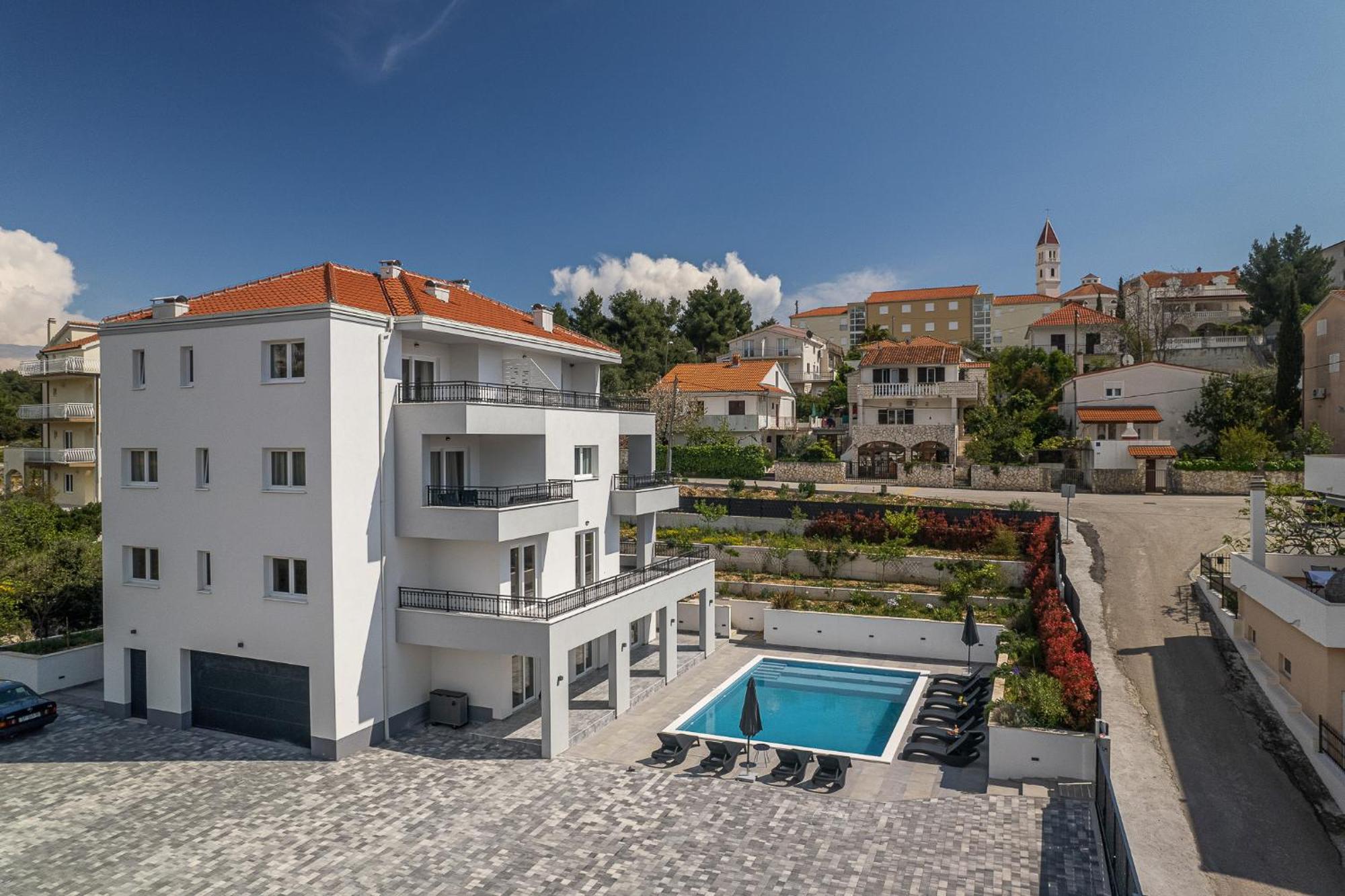 Villa Barbara & Zoran With Free Parking And Heated Swimming Pool Seget Vranjica Exteriör bild